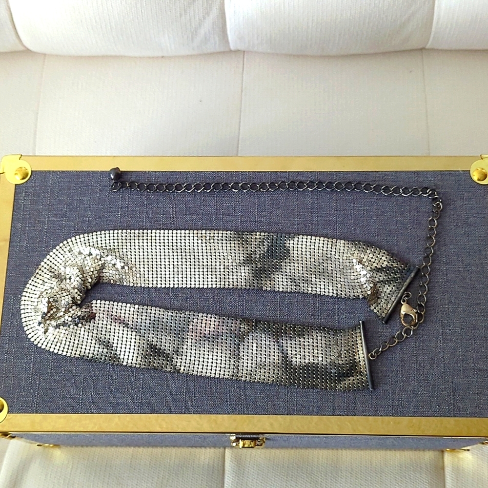 Silver Mesh belt by Bebe in S/M